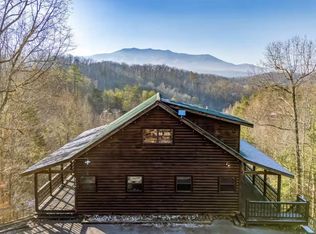 2428 Breezy Rd, Sevierville, TN 37876