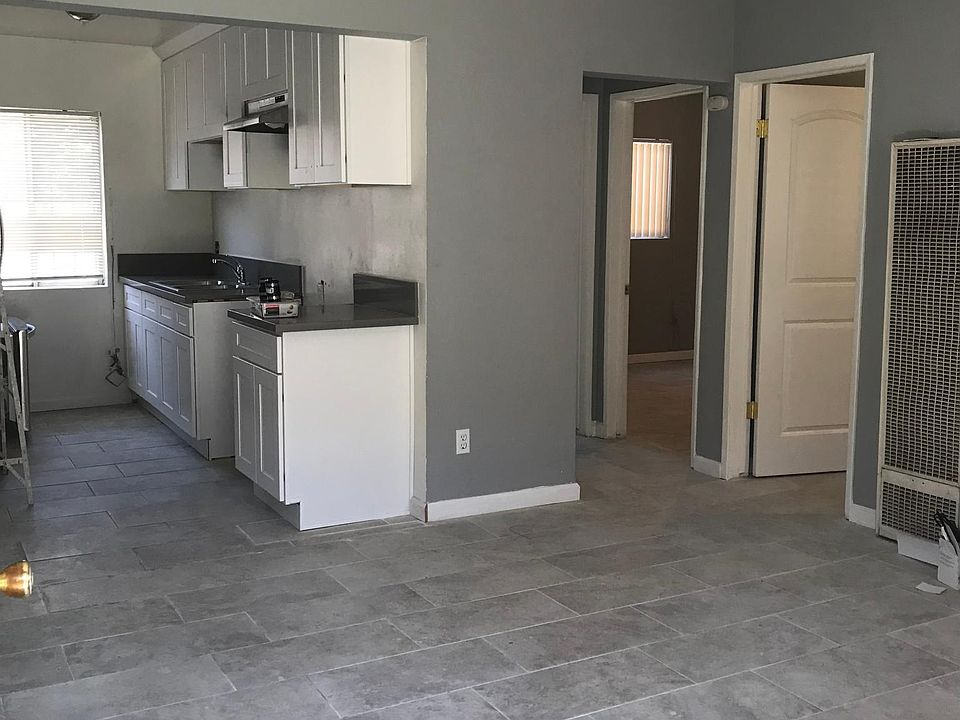 1st image of 1918 S Harvard Blvd APT 6