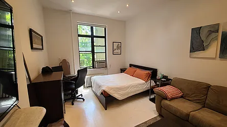 Rented by Aryeh Realty