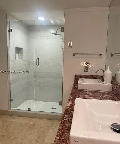 1000 Island Blvd #2702 — Photo 9