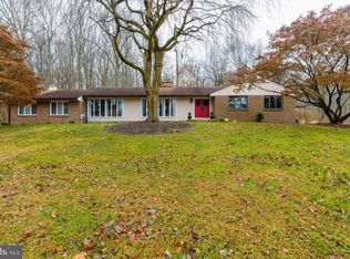 3 Stonehurst Rd, Phoenix, MD 21131