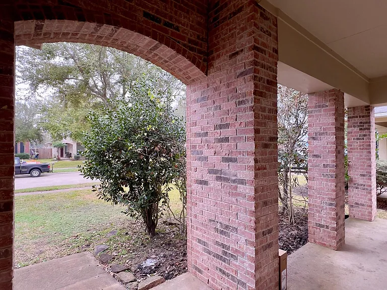 719 Pickett Hill Ln — Photo 3