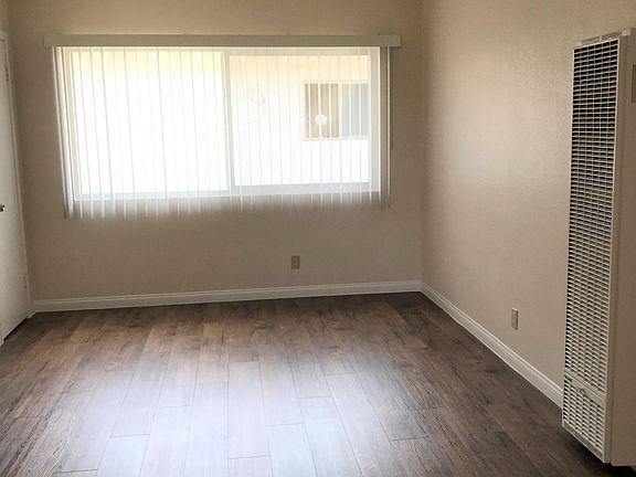 5th image of 10119 San Carlos Ave