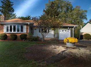 230 Park Ave, Eagle, WI 53119