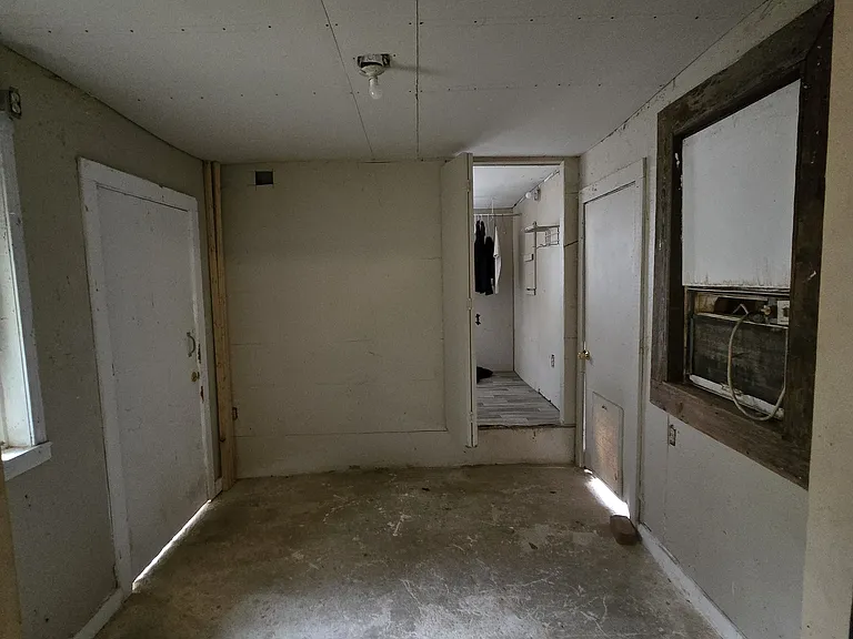423 Fechner Ave — Photo 7