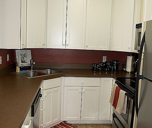 3rd image of 1212 E Waterside Cv APT 22