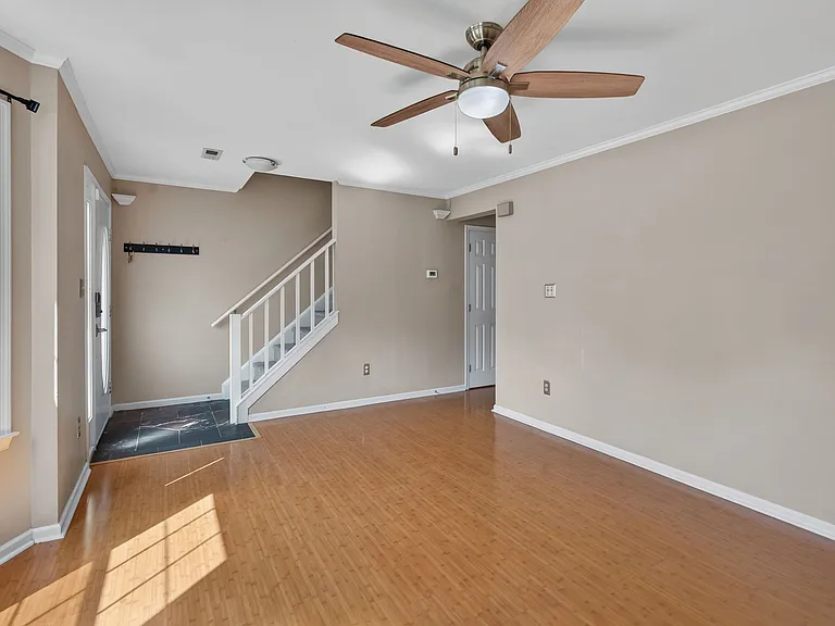 102C Heather Way — Photo 6