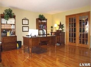 106 Jack Russell Ct, Nazareth, PA 18064