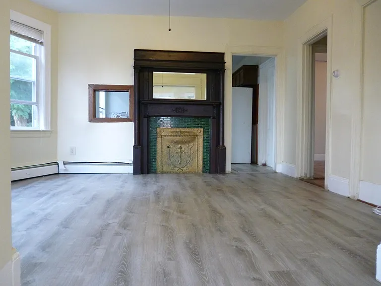 18 Doyle Ave — Photo 3