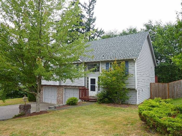 1st image of 8114 196th Ave E
