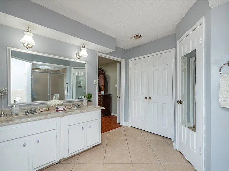 8102 Tall Firs Ln — Photo 23