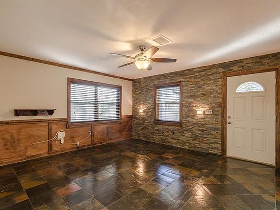 5th image of 2751 72nd Avenue Dr E