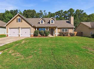 308 Gwynnes Way, Opelika, AL 36804