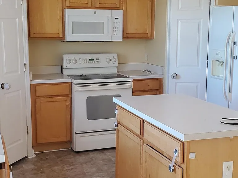 1707 Corner Meadow Cir — Photo 5