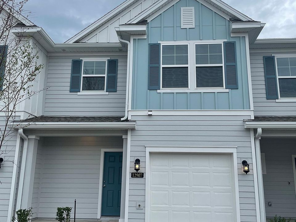 ATTACHED 1 car garage