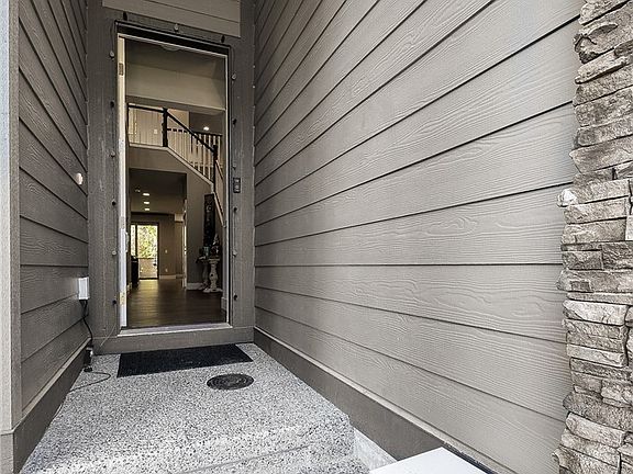 3rd image of 13158 176th Ave E