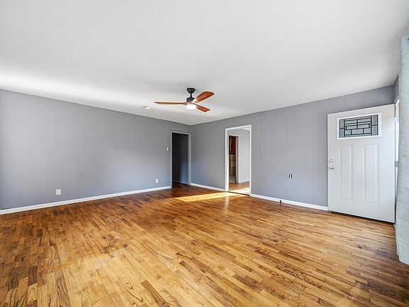 5th image of 519 Hollywood Ave