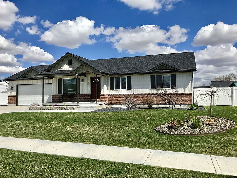 1st image of 1182 N Preston Dr