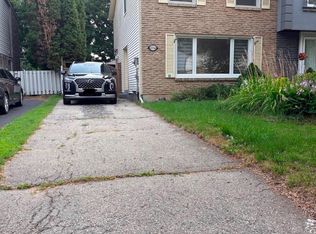 433 Lee Ave, Waterloo, ON N2K2G4