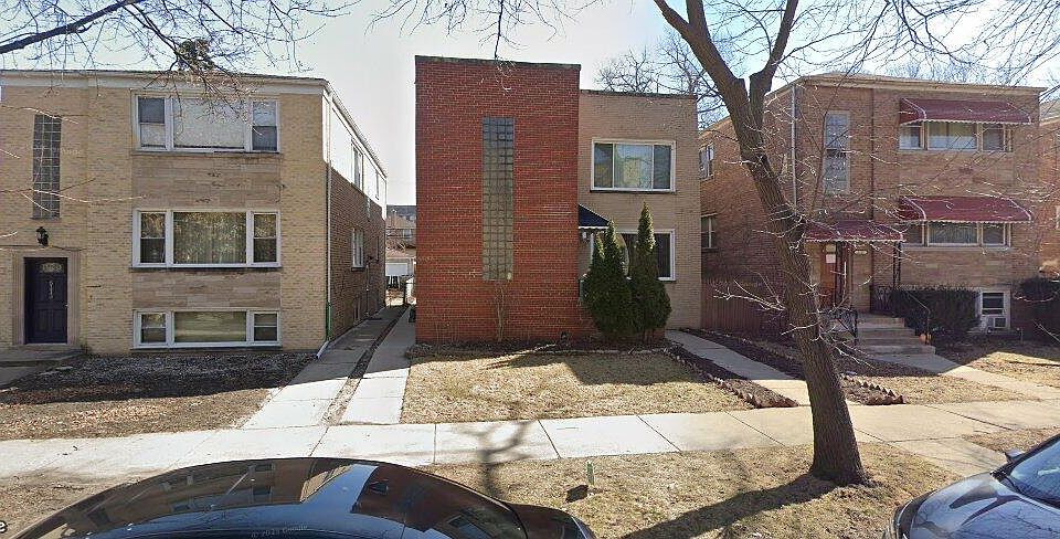 1st image of 6109 N Hamilton Ave #2