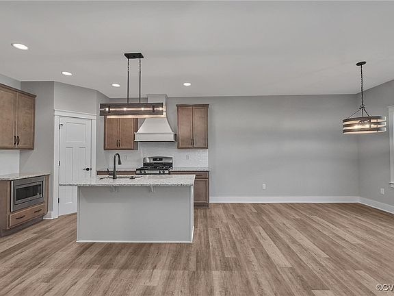 5th image of 8345 Patrick Henry Blvd