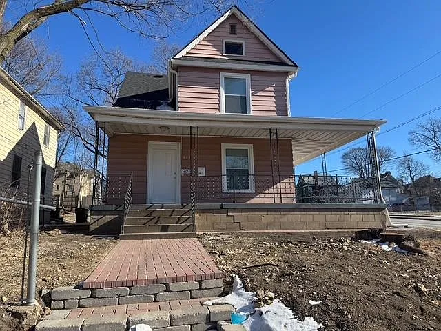 905 N Winnebago St