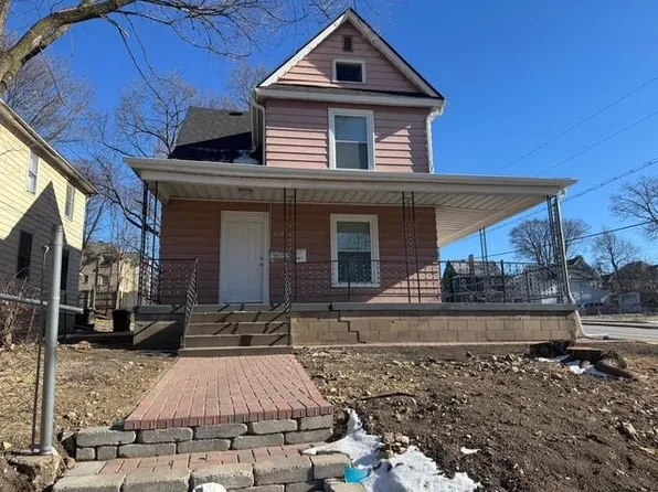 905 N Winnebago St, Rockford, IL 61103