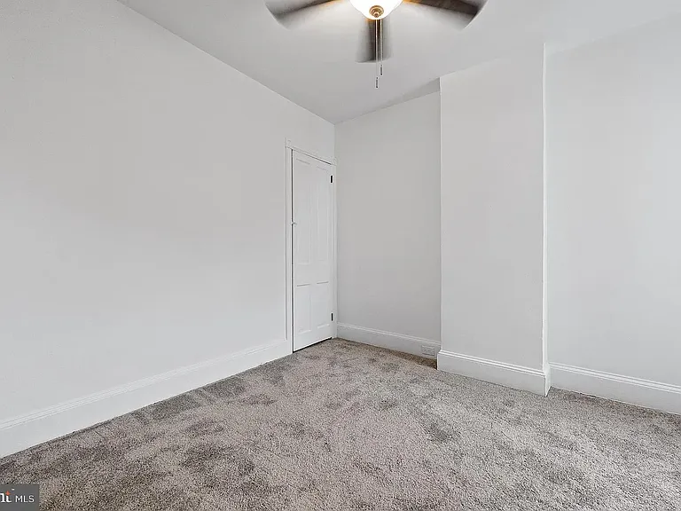 4578 Mitchell St — Photo 12