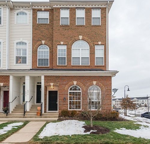 1st image of 6277 Woodruff Springs Way #33