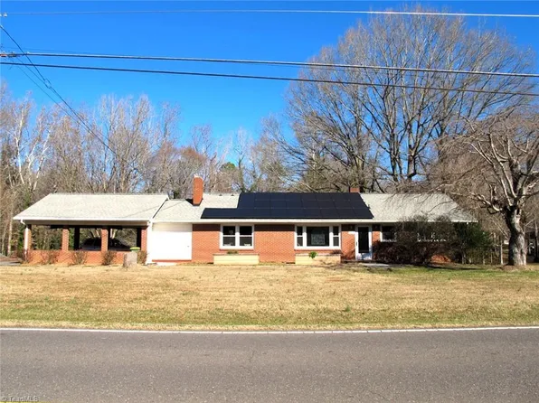 7001 Shallowford Rd, Lewisville, NC 27023