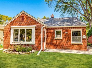 2154 W Marne Ave, Glendale, WI 53209