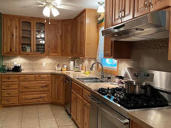 2nd image of 3834 W Glenwood St