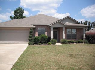 2035 Cumberland Dr, Longview, TX 75601