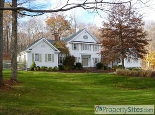 16 Kimberly Ct, Ridgefield, CT 06877