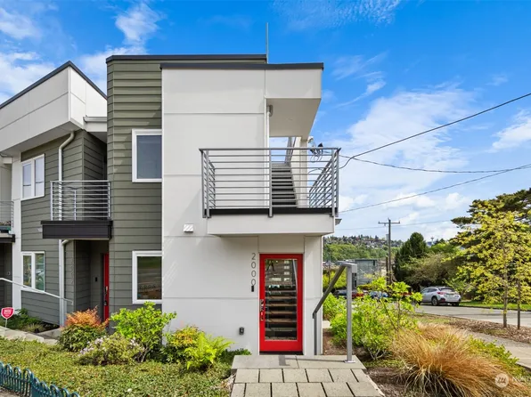 2000 Thorndyke Avenue W, Seattle, WA 98199