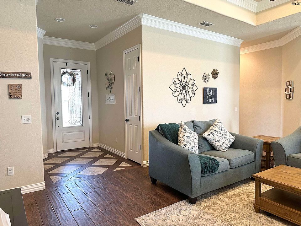 1st image of 4822 Olivia Ln