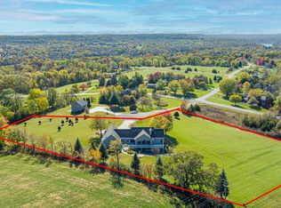 6 Genessee Trl, Galena, IL 61036