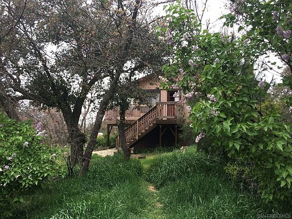 3rd image of 2921 Pheasant Dr