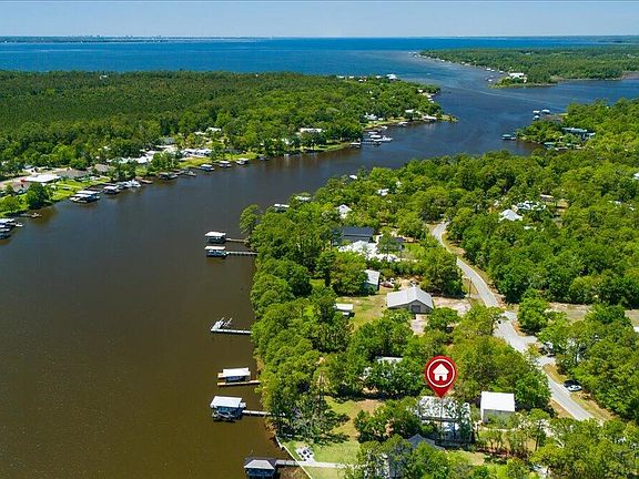 5th image of 103 Bayou Forest Dr W