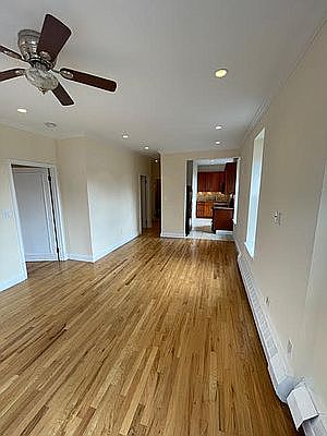 3rd image of 39 Bruckner Blvd #4E