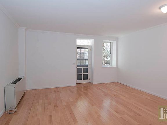 2nd image of 55 Poplar St APT 1I