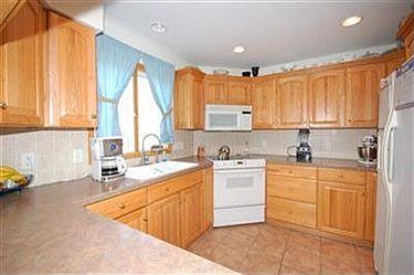 5th image of 219 Golf Dr