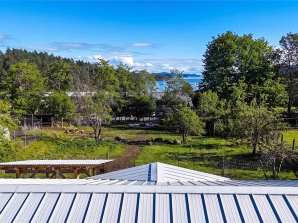 265 Lower Ganges Rd, Saltspring Island, BC V8K 2V2
