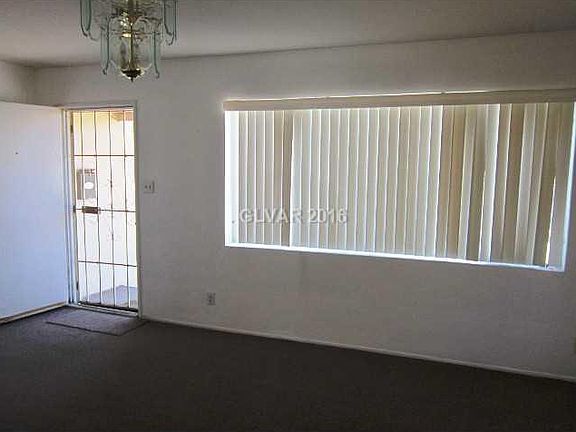 5th image of 109 W Lake Mead Pkwy