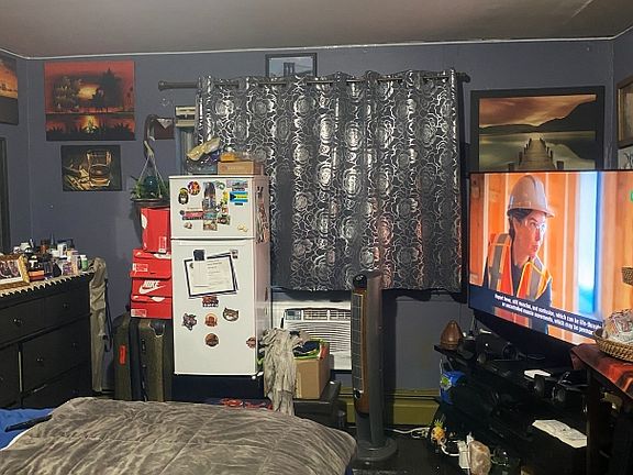4th image of 3435 Riverdale Ave Floor 3