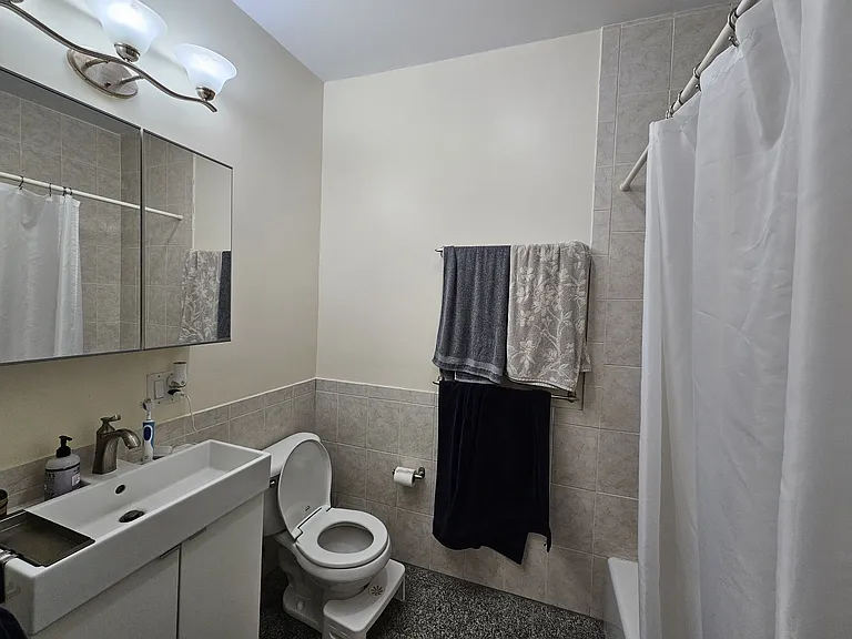Bathroom 2