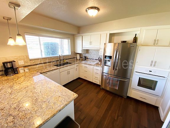 4th image of 843 W Michigan Ave