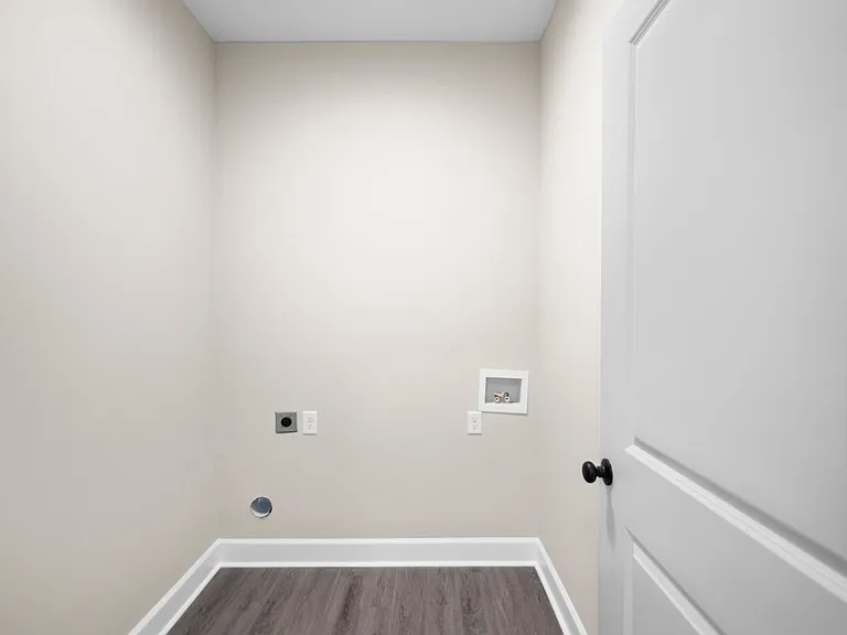 1523 S Cedar St — Photo 14