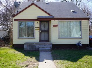 20115 Santa Barbara Dr, Detroit, MI 48221