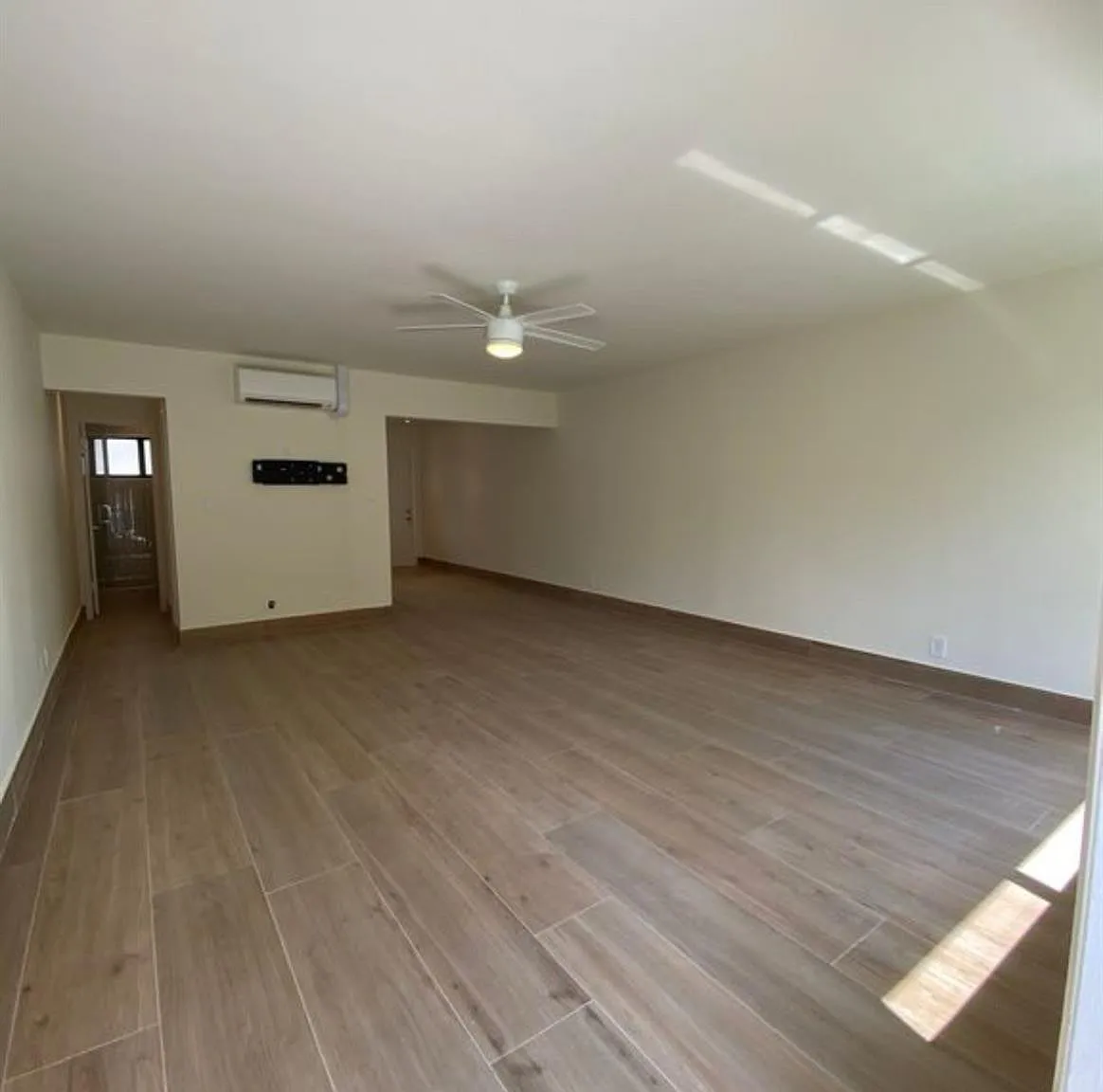 Studio, 1.0 bath, 700 sqft, $1,750 — Photo 4